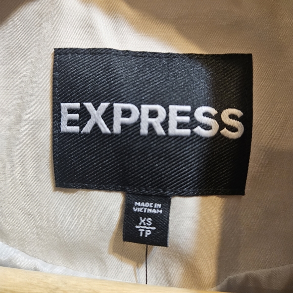 EXPRESS trench coat with belt Size XS - Picture 4 of 10